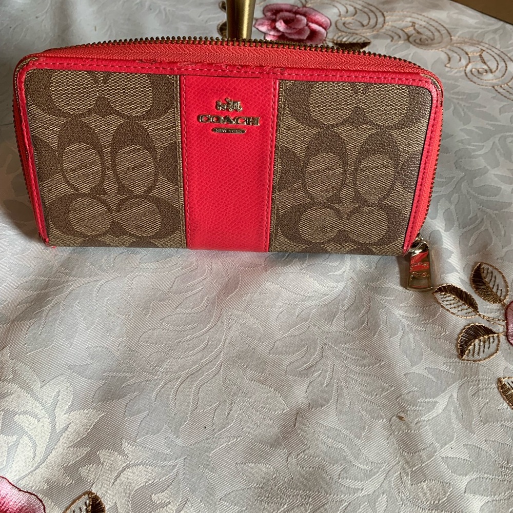 Coach pinkish, Red and Brown Signature Wallet